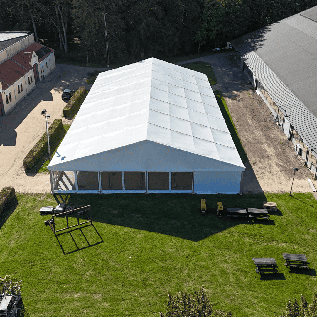 Eventtält 40 m bredd – 4 m benhöjd (pris per m²)